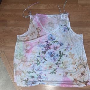 XL Floral Tank Top